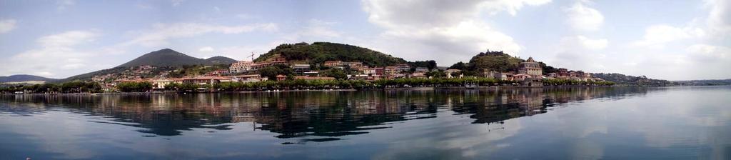 Relax In Piazzetta Casa E Appartamento Per Vacanze Trevignano Romano Eksteriør bilde